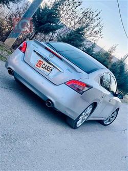 نيسان ماكسيما